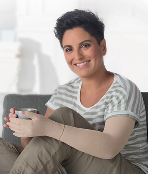 2300 Seamless Gauntlets & Gloves